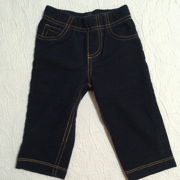 9m (3/$20) 3 Pieces by Carter’s - Picture 8 of 12